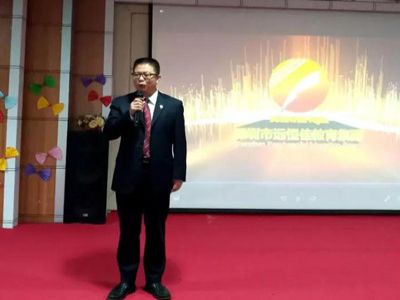 場面火爆 ！重慶公學(xué)舉行初一招生活動