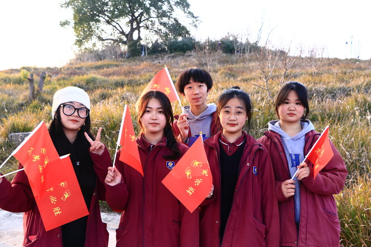 美好學(xué)生|鏖戰(zhàn)百日，問鼎六月；全力以赴，追逐夢想！——記遠恒佳學(xué)校中高考百日誓師大會